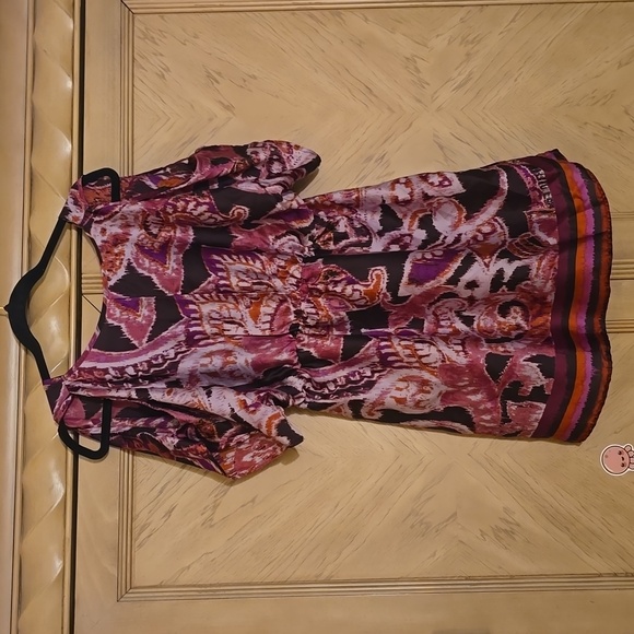 Motherhood Maternity Size Medium Empire Waist Cold Shoulder Top - Picture 7 of 7